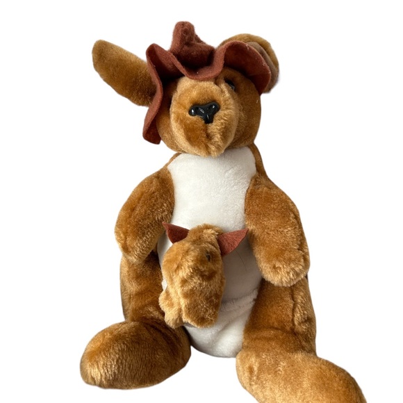 Australian “Grab A Jumbuck” Plush Kangaroo and Joey - Picture 2 of 4